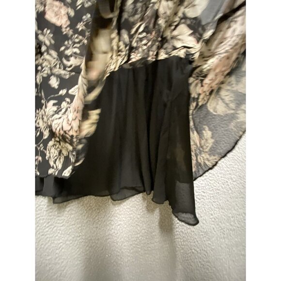 -Torrid Women’s Short Sleeve Floral Tunic Blouse Top Size 3X Plus - Picture 4 of 8